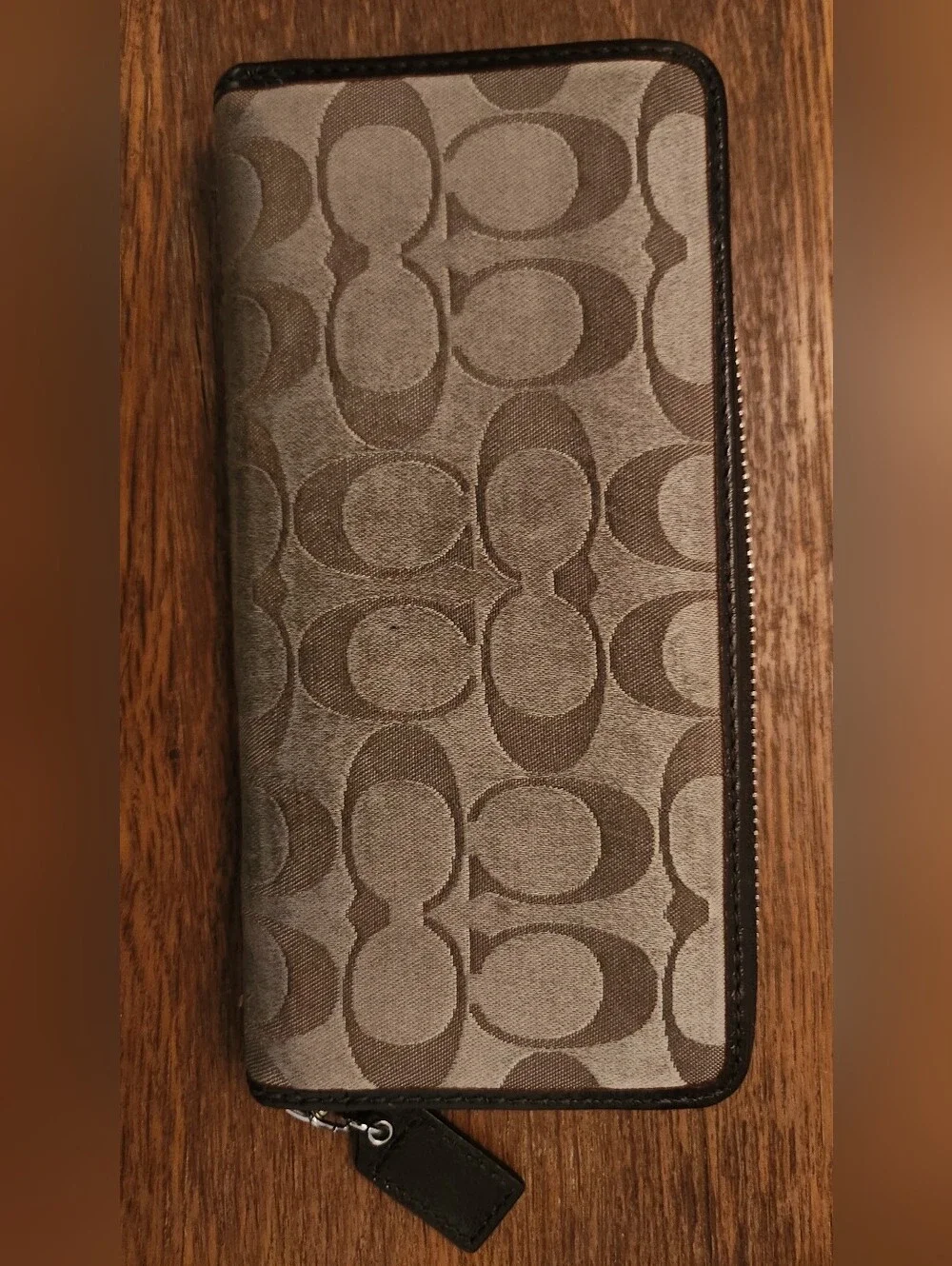 Coach Brown Accordion Zip Wallet Good Condition!